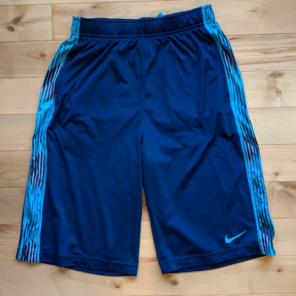 Nike New DRI-FIT Shorts Kids XL Blue